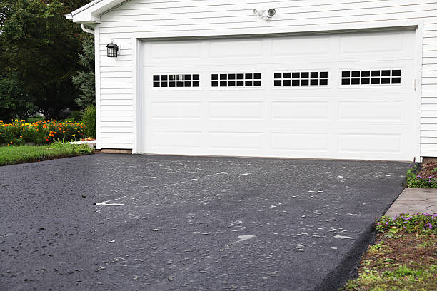 Best Carpet Removal and Disposal  in Columbia, MS